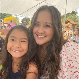 Meet your Posher, Maya